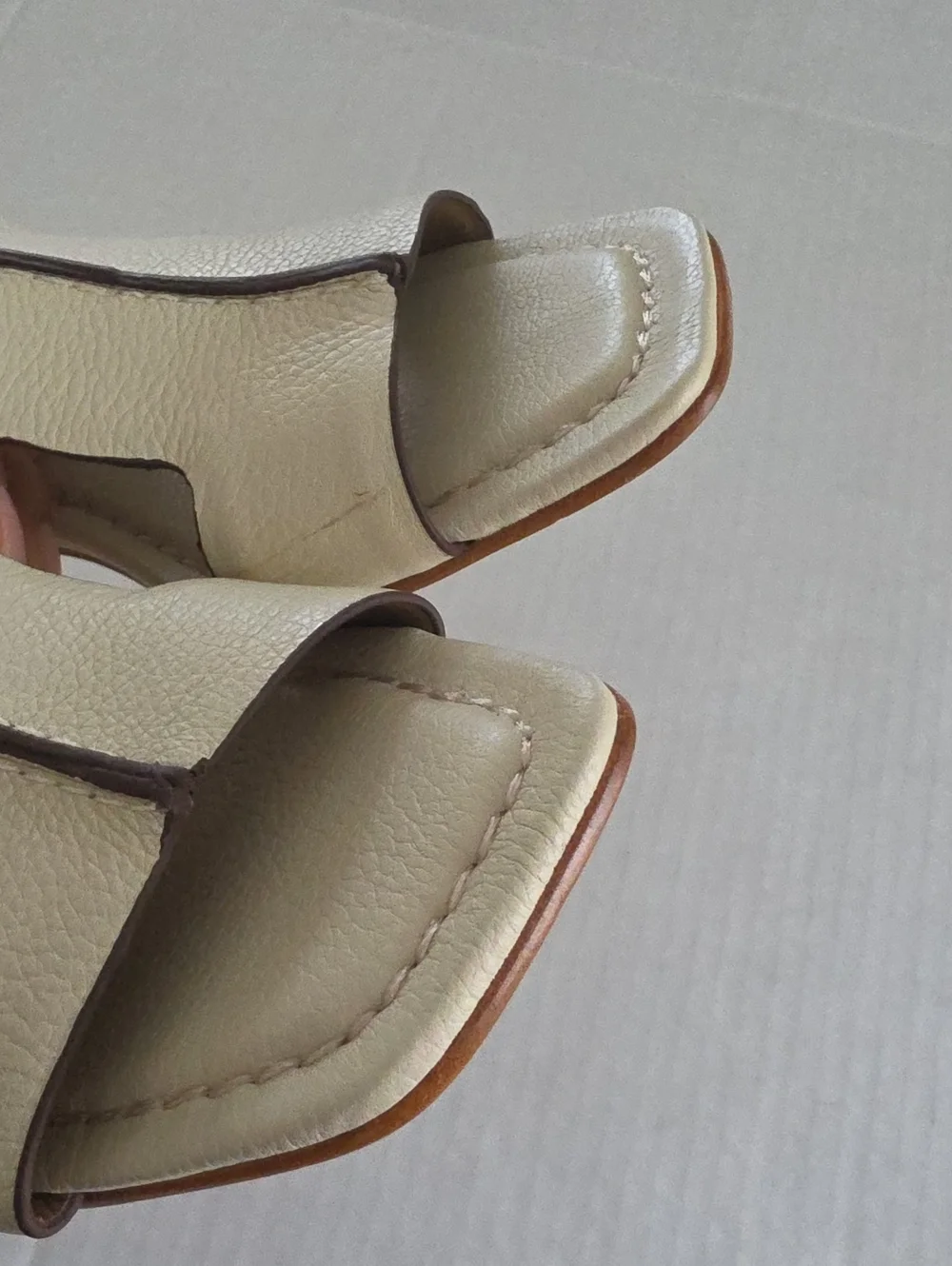 Bernardo Jewel Cream Leather Heeled Slide Sandal Women 7.5